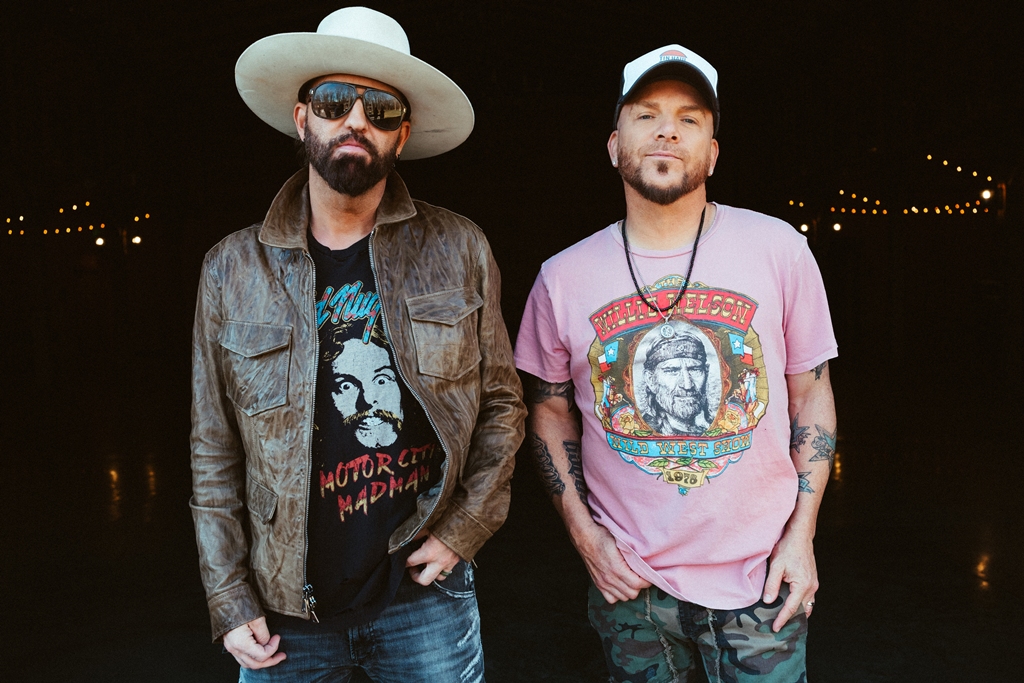 LOCASH HAS THE BEST YEAR EVER – HIGHLIGHTED BY #1 RADIO SUCCESS, PACKED VENUES, & FAN ADORATION